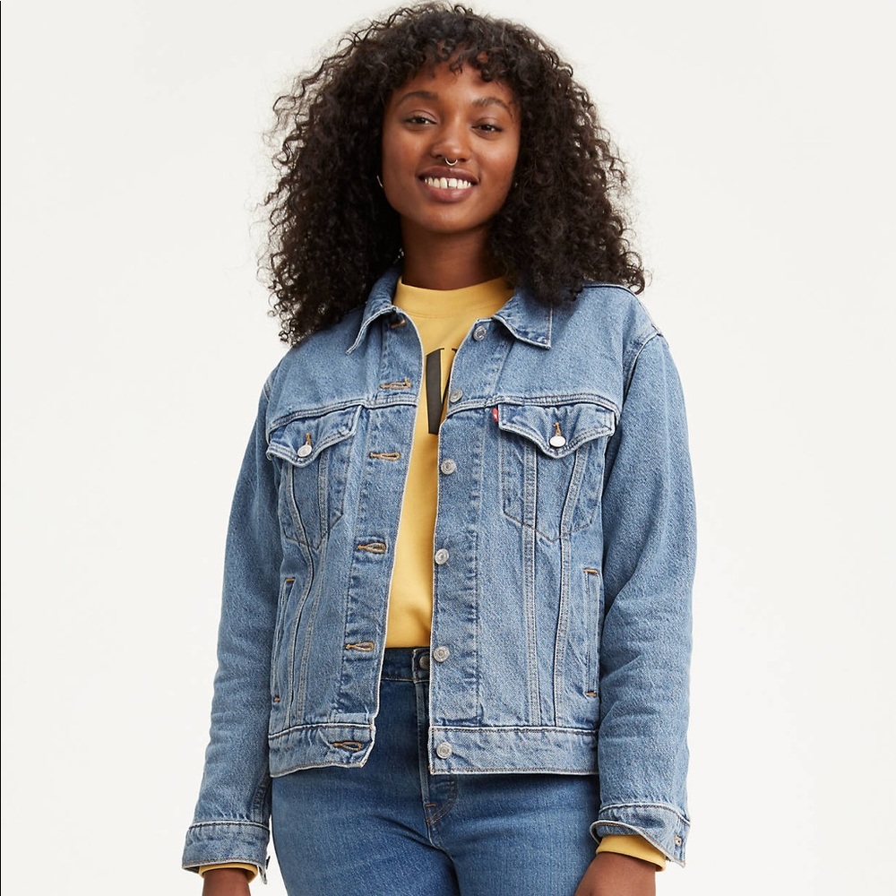 *NEW* Levi’s Women’s Ex-boyfriend Jean Jacket